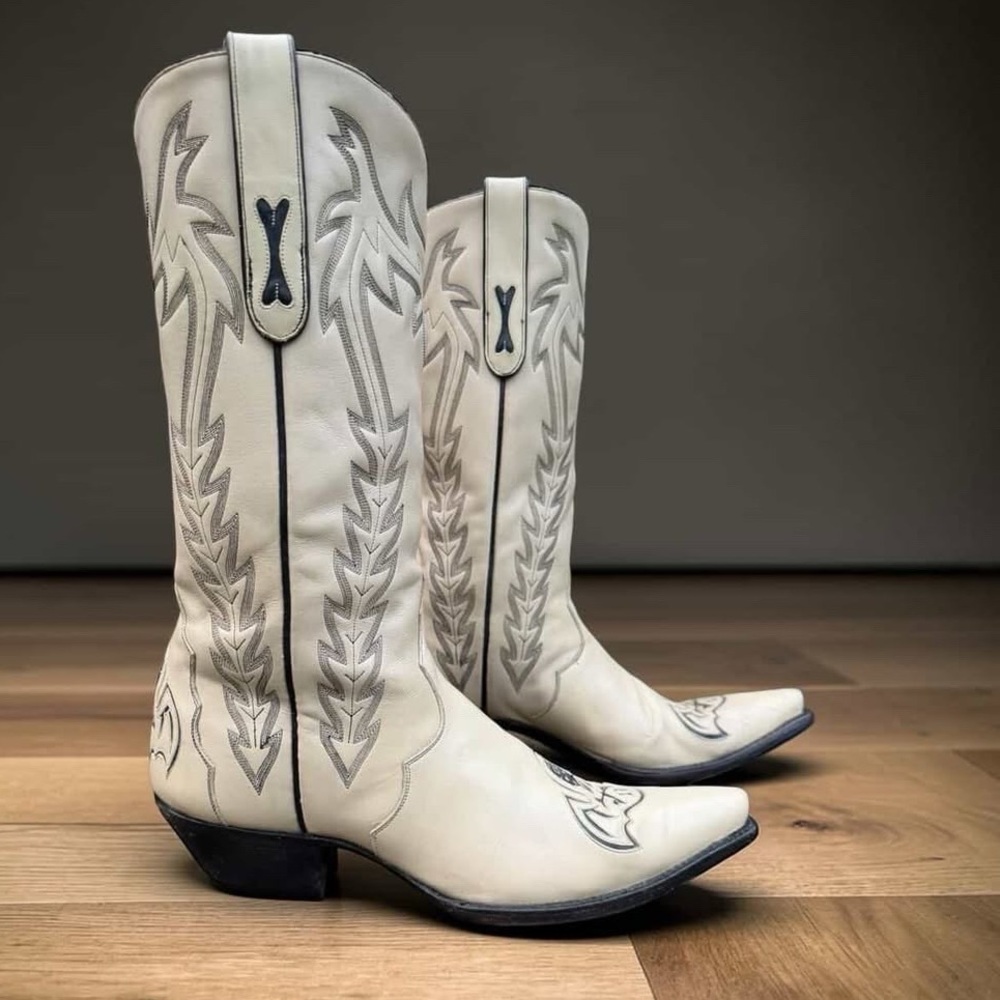 1990s Liberty “Killaz” Skull Inlay Boots — Women’s 10.5 B Vintage Cowboy Boots - Picture 4 of 6